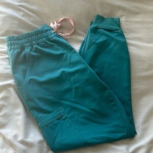 Women’s Figs Jogger Scrubs